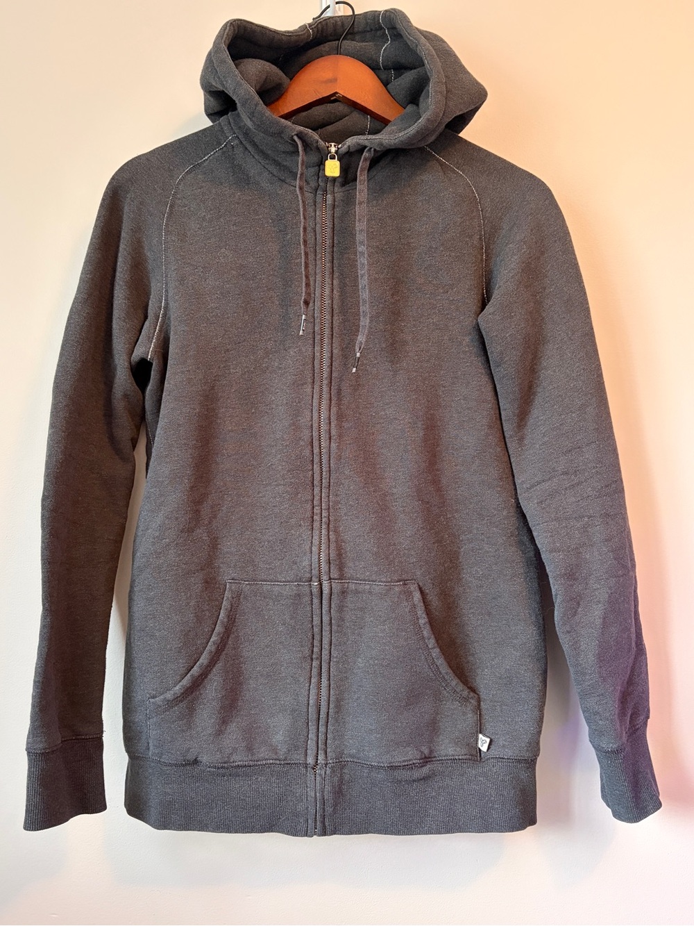 Aritzia Tna Classic  Baltic Zip Up Hoodie Sweatshirt Medium M